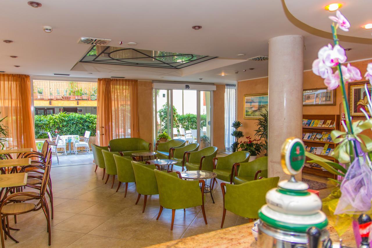Hotel Simplon Bellaria-Igea Marina Eksteriør bilde