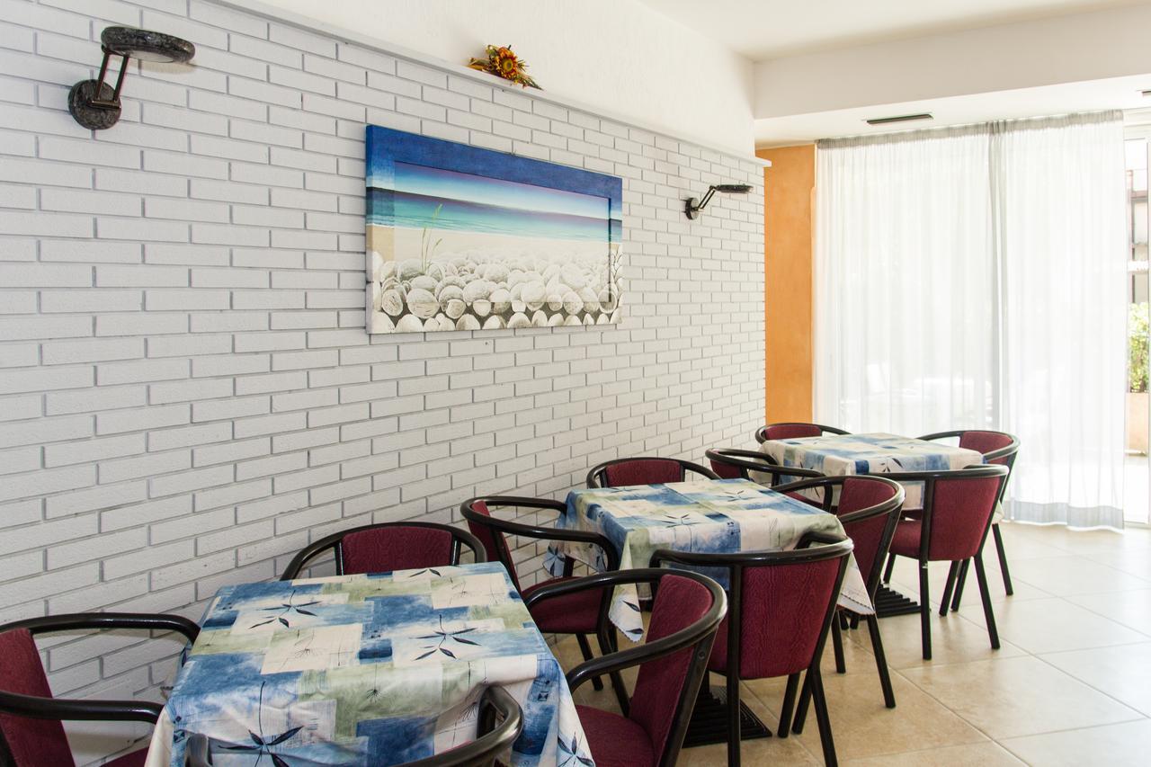 Hotel Simplon Bellaria-Igea Marina Eksteriør bilde
